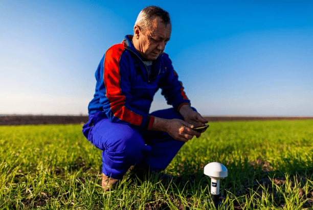 GNSS receiver GM Spike for precision farming